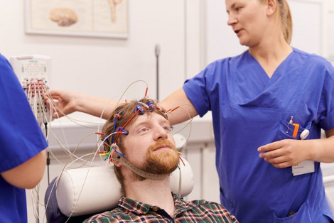In der Klinik für Neurologie in Göttingen werden stets die modernsten Therapiemöglichkeiten praktiziert