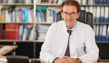 Prof. Dr. Bähr - Direktor der Klinik für Neurologie an der UMG